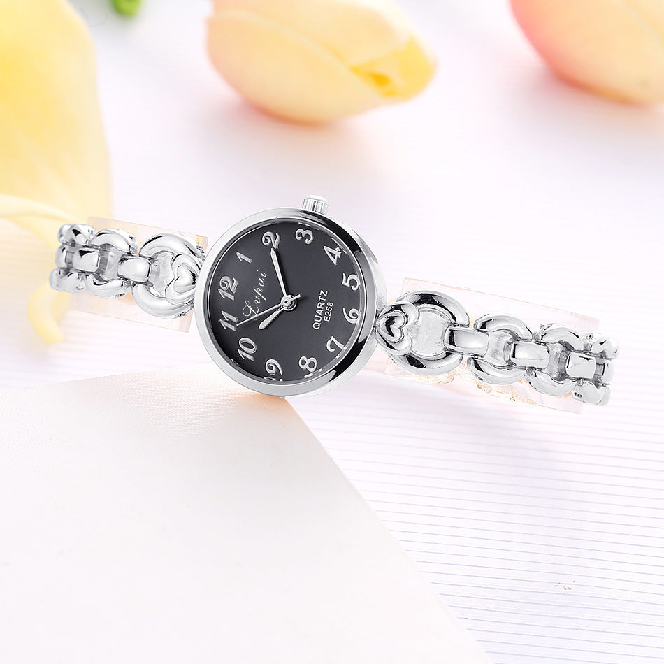 Lvpai Diamond Women’s Bracelet Watch – Elegant Silicone Strap Quartz Watch