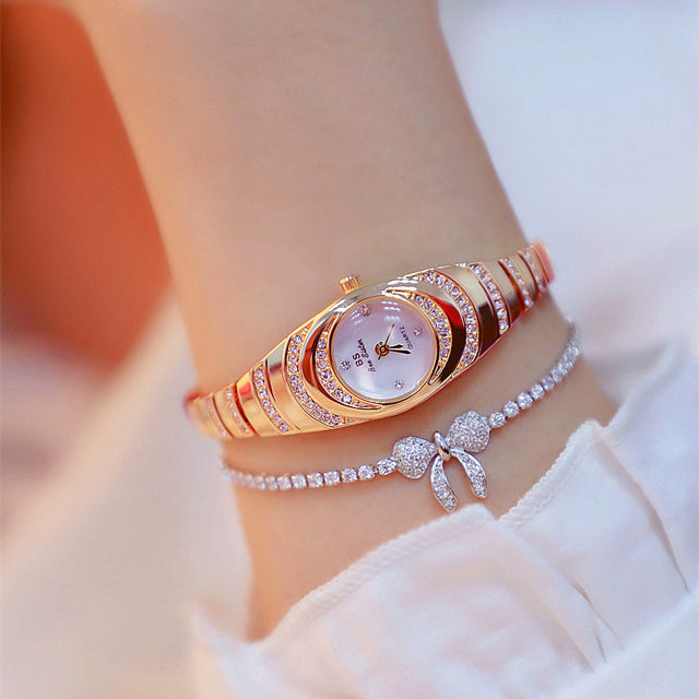Luxury Gold Diamond Women’s Watch – Full Crystal Bracelet Wristwatch (DZ-7312)