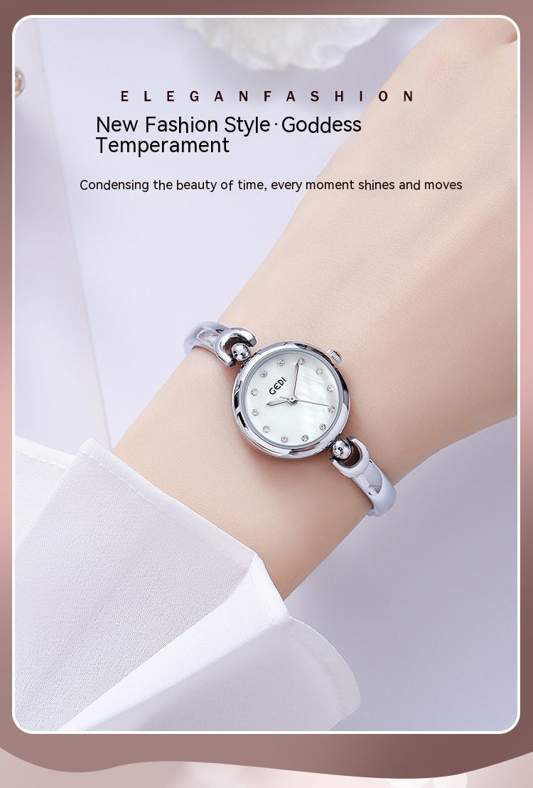 Women’s Fashion Wristwatch – Silver Case Quartz