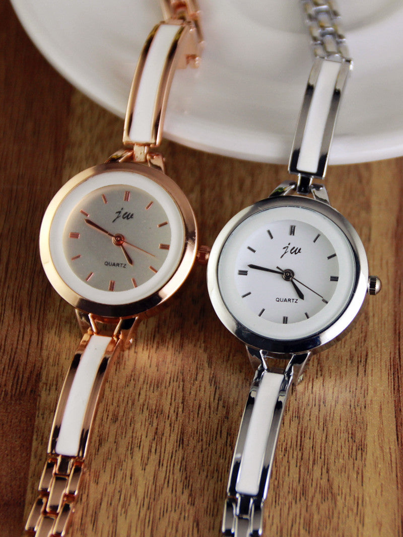 Rhinestone Vintage Bracelet Watch for Women – Elegant Quartz Fashion Watch
