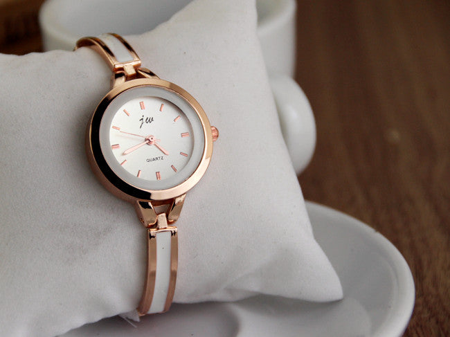 Rhinestone Vintage Bracelet Watch for Women – Elegant Quartz Fashion Watch