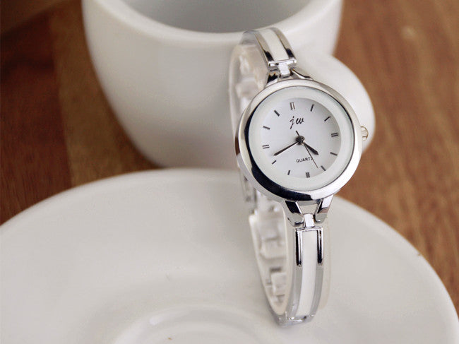 Rhinestone Vintage Bracelet Watch for Women – Elegant Quartz Fashion Watch