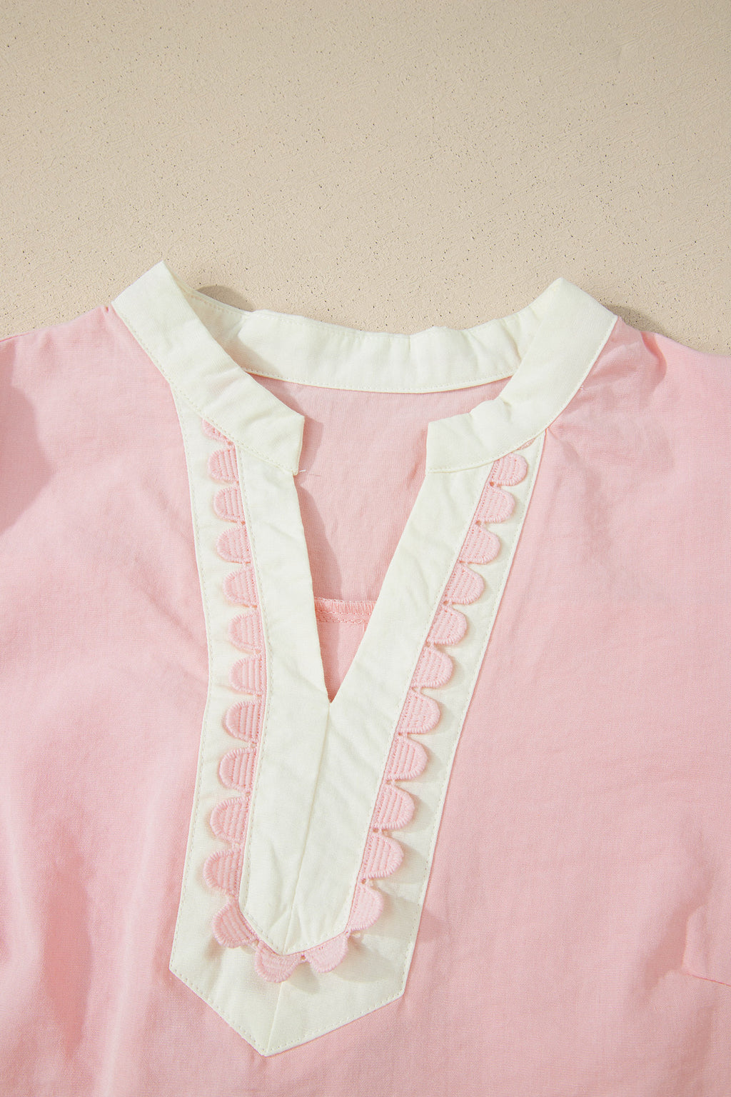 Light Pink Scallop Color Block Trim Puff Sleeve Mini Dress