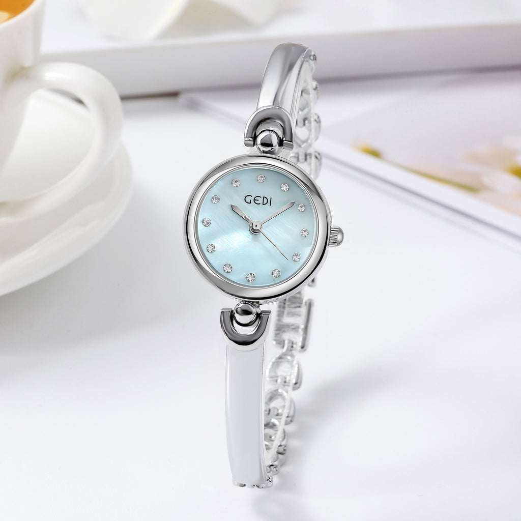 Women’s Fashion Wristwatch – Silver Case Quartz